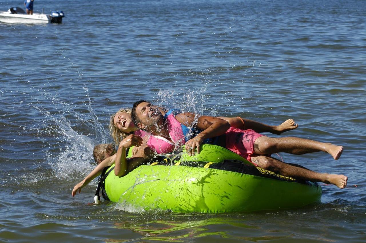 Aqua Holiday Apartments Beach#Pool#Sauna No Limit Kołobrzeg Kültér fotó