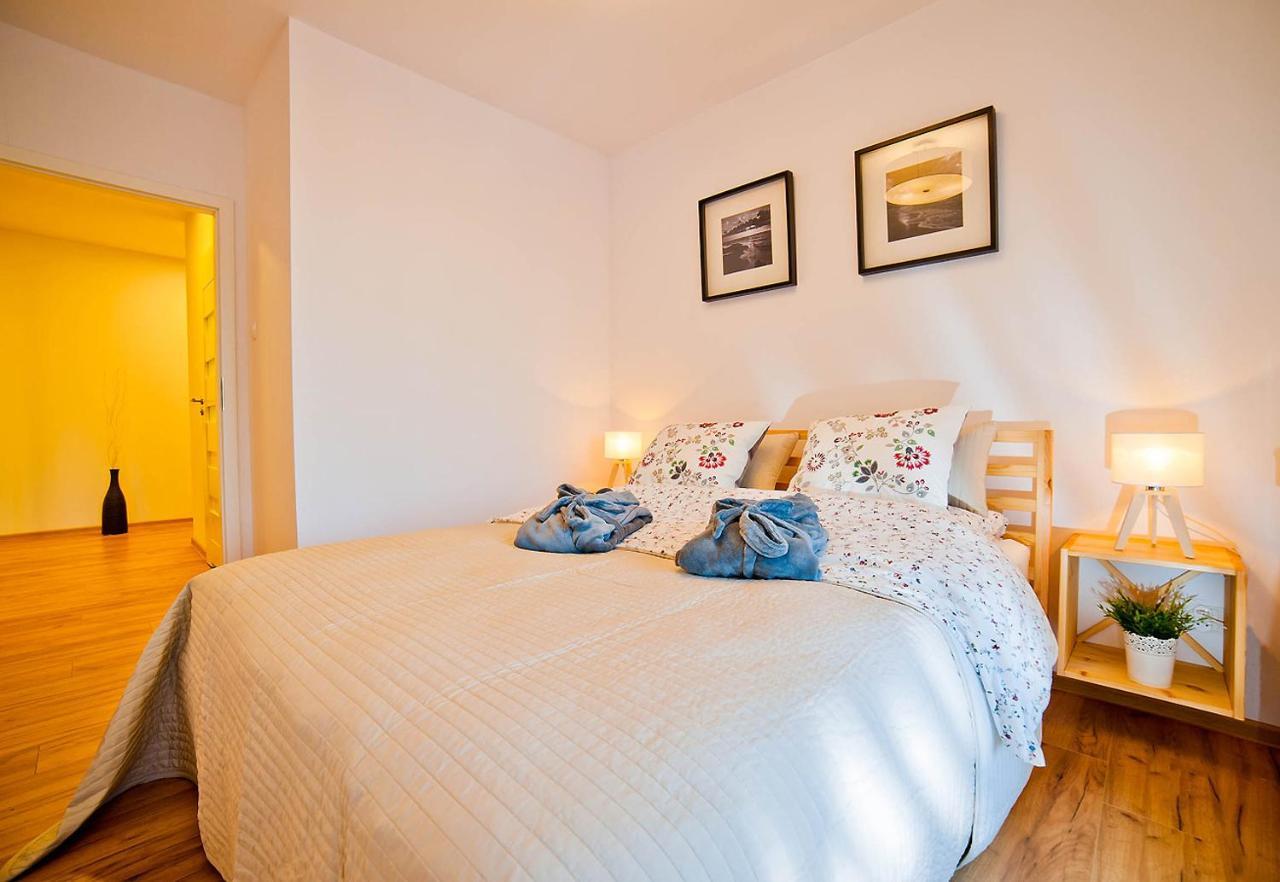 Aqua Holiday Apartments Beach#Pool#Sauna No Limit Kołobrzeg Kültér fotó